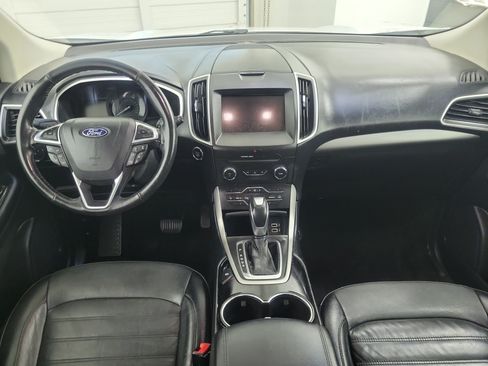 Used 2018 Ford Edge SEL w/ Equipment Group 201A FWD image 13