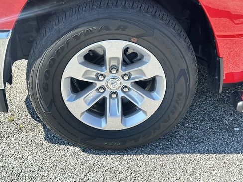 Used 2023 RAM 1500 Laramie AWD/4WD image 11