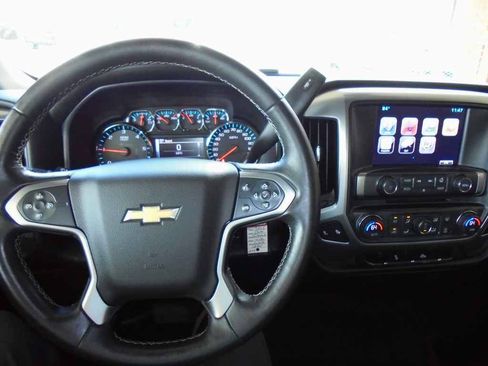 Used 2015 Chevrolet Silverado 1500 LT w/ LT Convenience Package AWD/4WD image 6
