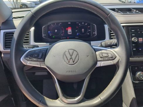 Used 2022 Volkswagen Atlas SE image 35