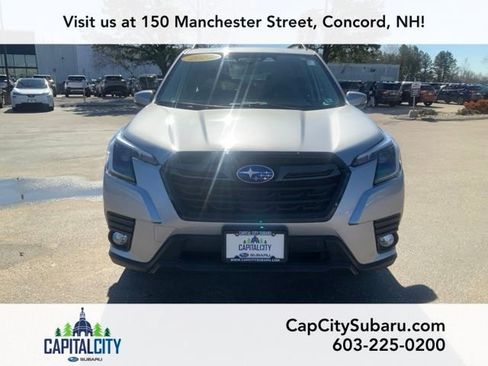 Used 2023 Subaru Forester Limited image 2
