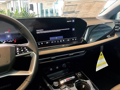 Used 2025 Audi A5 2.0T Premium Plus image 7