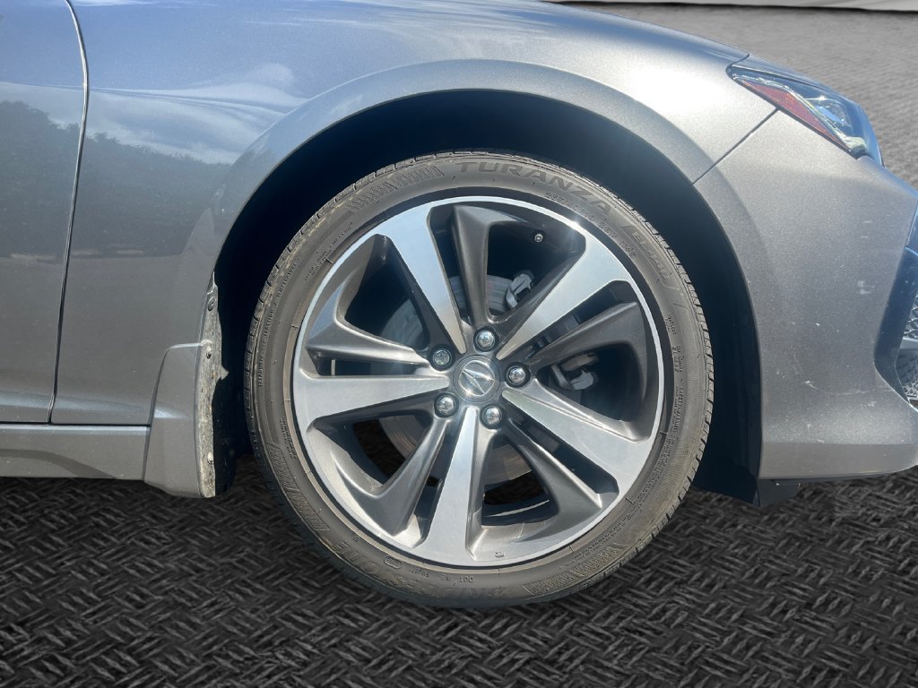 Used 2024 Acura TLX w/ Technology Package FWD image 9