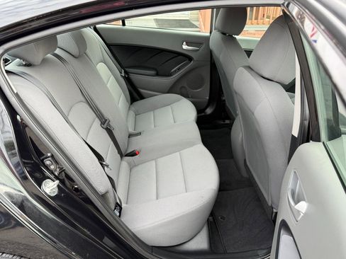 Used 2018 Kia Forte LX FWD image 31