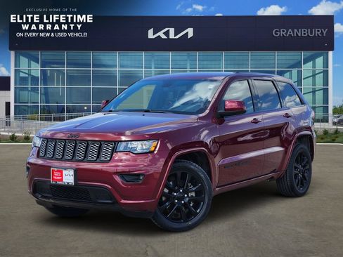 Used 2021 Jeep Grand Cherokee Laredo X RWD image 1