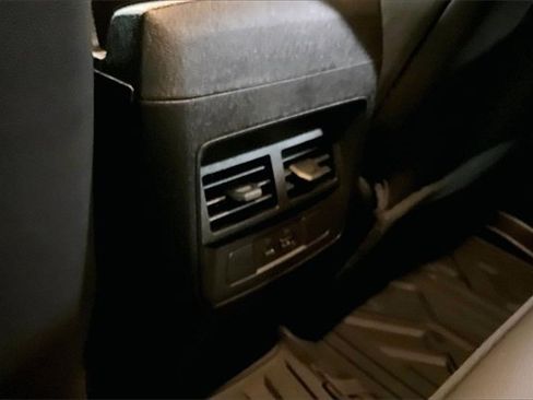 Certified 2024 GMC Canyon AT4X image 28