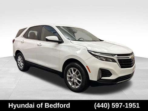 Used 2022 Chevrolet Equinox LT FWD image 3