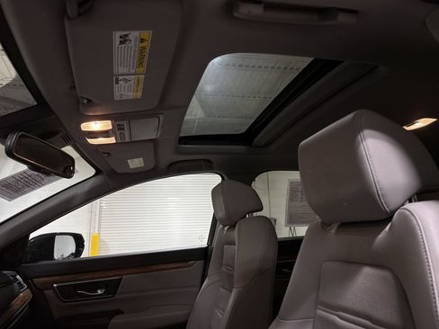 Used 2017 Honda CR-V Touring image 20