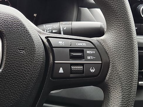 Used 2023 Honda Accord EX image 22