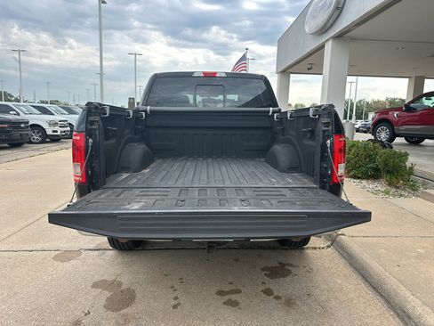 Used 2017 Ford F150 XLT w/ Equipment Group 302A Luxury AWD/4WD image 7