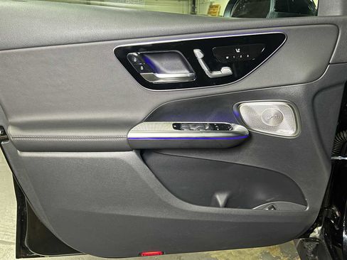 New 2025 Mercedes-Benz GLC 300 4MATIC image 19