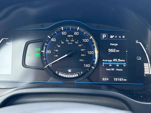 Used 2018 Hyundai Ioniq Blue FWD image 21