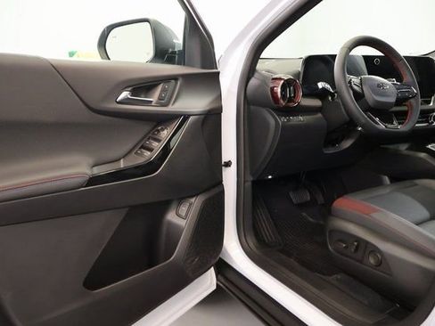 New 2026 Chevrolet Equinox RS image 6