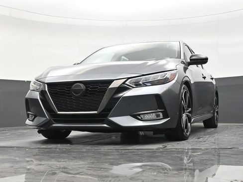 Used 2022 Nissan Sentra SR w/ Electronics Package FWD image 28