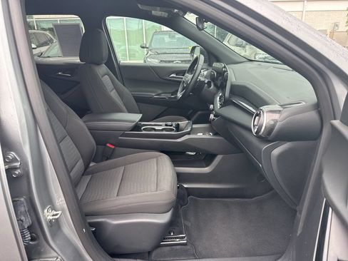 Used 2026 Chevrolet Equinox LT FWD image 15