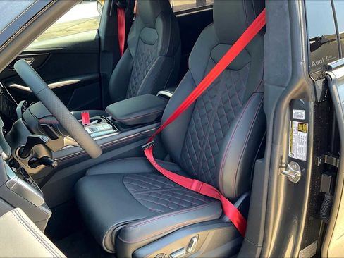 New 2025 Audi SQ8 Prestige image 9