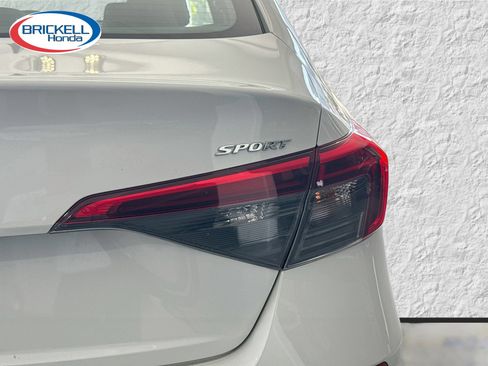 Used 2023 Honda Civic Sport image 13