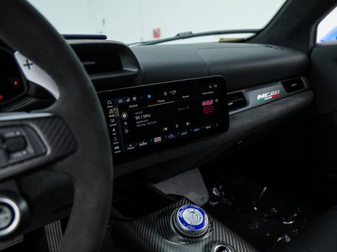 Certified 2022 Maserati MC20 Coupe RWD image 30