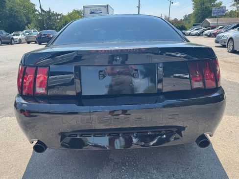 Used 2004 Ford Mustang GT RWD image 8