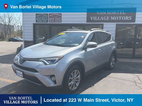 Used 2018 Toyota RAV4 Limited AWD/4WD image 1