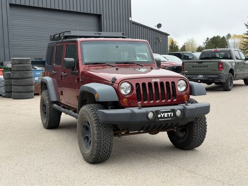 Used 2010 Jeep Wrangler Unlimited Sport image 4