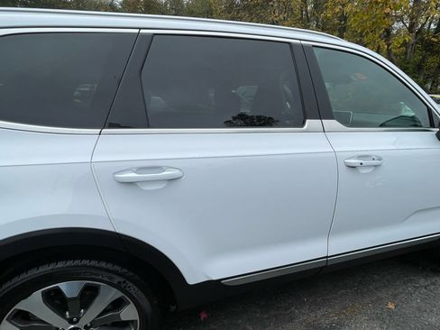 Used 2022 Kia Telluride S image 10