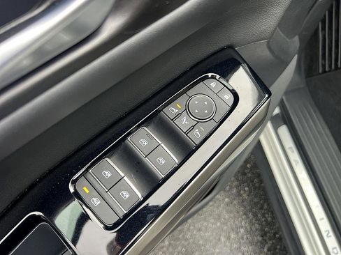 Certified 2024 Nissan Pathfinder Platinum w/ Cargo Package image 21