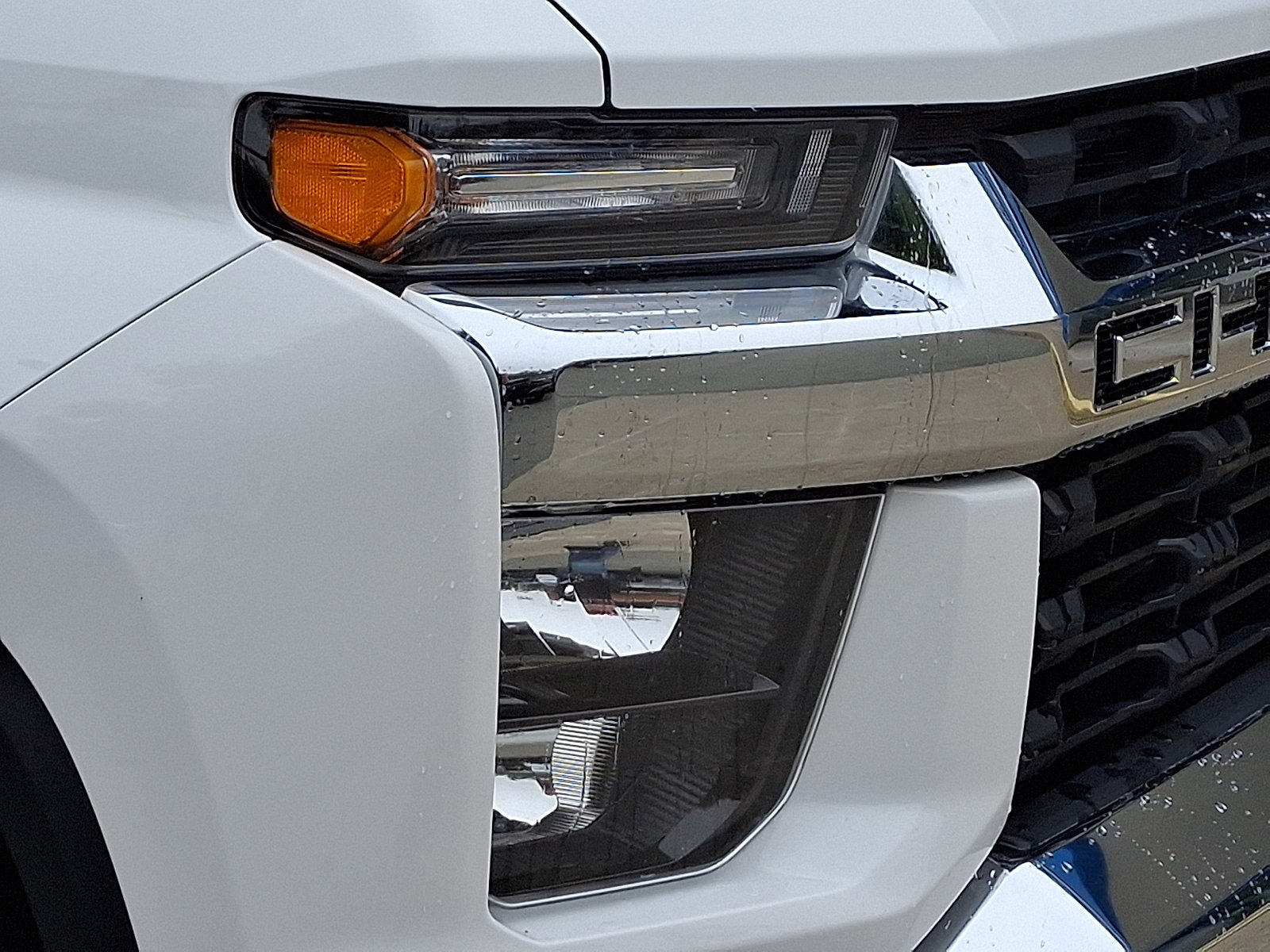 Used 2022 Chevrolet Silverado 2500 LT w/ Convenience Package AWD/4WD image 9