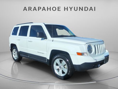 Used 2011 Jeep Patriot Latitude AWD/4WD image 10