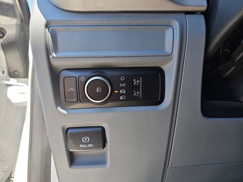 Used 2023 Ford F150 XLT AWD/4WD image 27