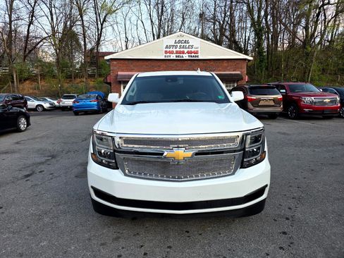 Used 2016 Chevrolet Tahoe LT image 2