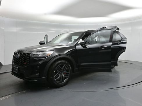 New 2026 Ford Explorer ST AWD/4WD image 30