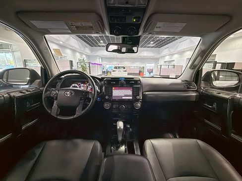 Used 2024 Toyota 4Runner TRD Off-Road Premium image 15
