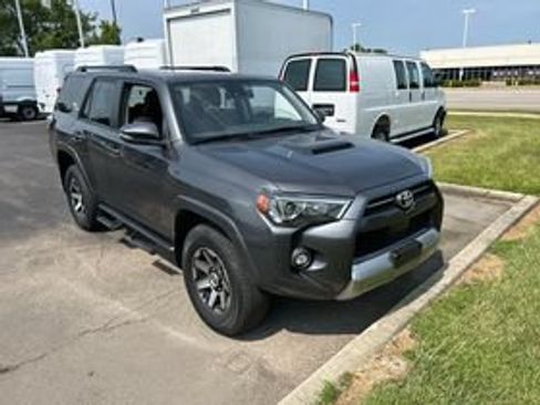 Used 2021 Toyota 4Runner TRD Off-Road Premium AWD/4WD image 5