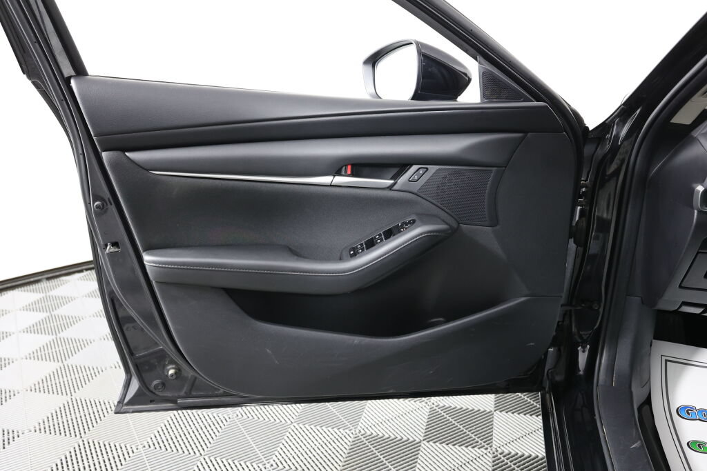 Used 2022 MAZDA MAZDA3 s FWD image 12