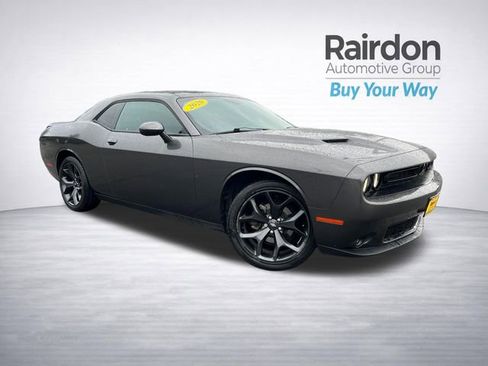 Used 2020 Dodge Challenger SXT w/ Blacktop Package RWD image 1