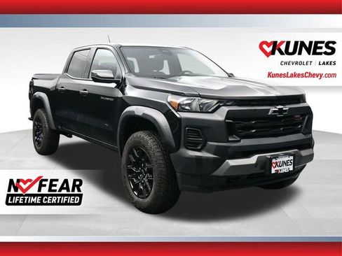 Used 2025 Chevrolet Colorado Trail Boss AWD/4WD image 1