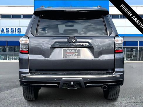 Used 2019 Toyota 4Runner Limited image 6