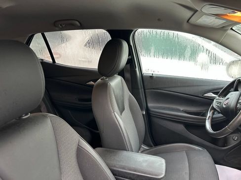 Used 2020 Buick Encore GX Select w/ Advanced Technology Package AWD/4WD image 9