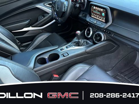 Used 2016 Chevrolet Camaro SS RWD image 14