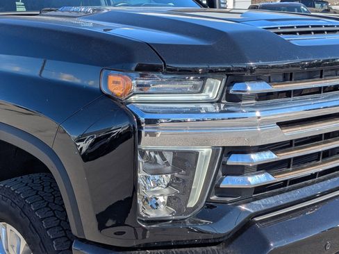 Certified 2022 Chevrolet Silverado 3500 High Country w/ Z71 Off-Road Package image 11