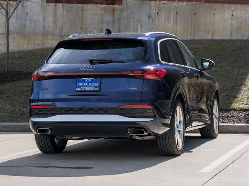 Used 2025 Audi Q5 Prestige image 4