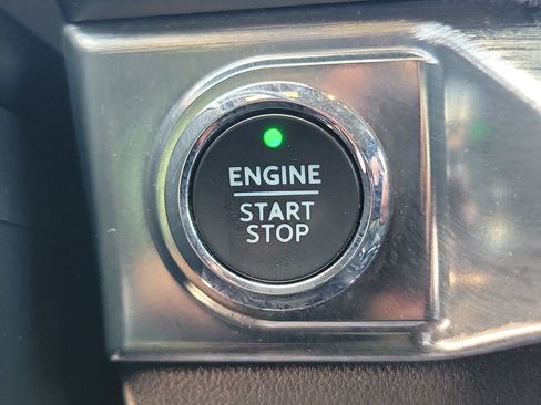 Used 2023 Ford F150 Lariat AWD/4WD image 22