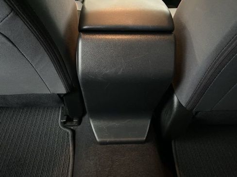 Used 2020 Subaru Crosstrek 2.0i Premium image 13