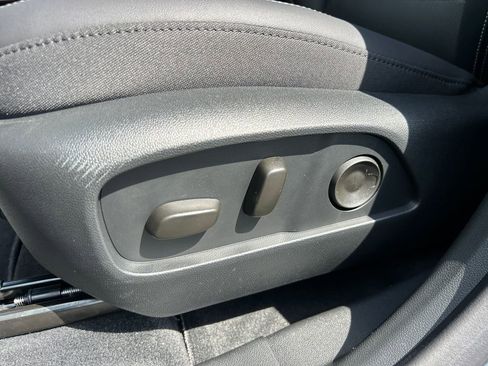 New 2026 GMC Terrain Elevation w/ Elevation Premium Package AWD/4WD image 17