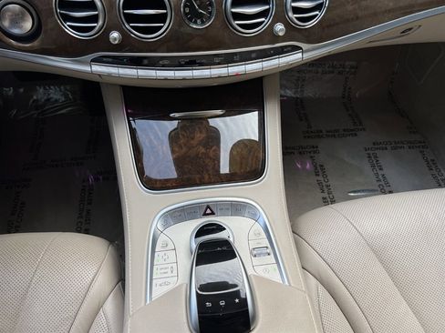 Used 2015 Mercedes-Benz S 550 Sedan image 31