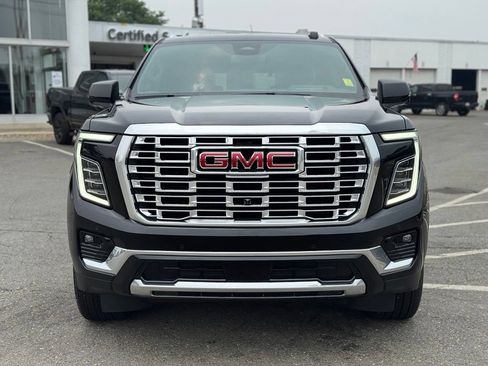 Used 2026 GMC Yukon Denali AWD/4WD image 10