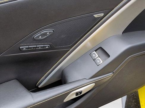 Used 2016 Chevrolet Corvette Z06 w/ 3LZ Preferred Equipment Group image 11