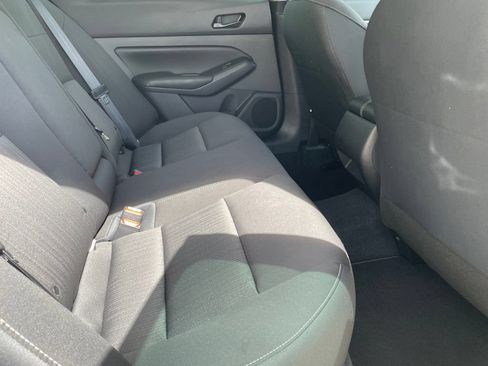 Used 2024 Nissan Altima 2.5 S FWD image 22