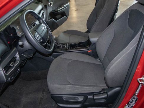 Used 2025 Kia K4 FWD image 7